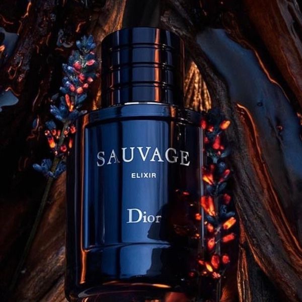 عطر مردانه کریستین دیور مدل ساواج الکسیر با رایحه گرم