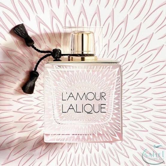 عطر ادوپرفیوم زنانه لالیک مدل له آمور با رایحه ملایم