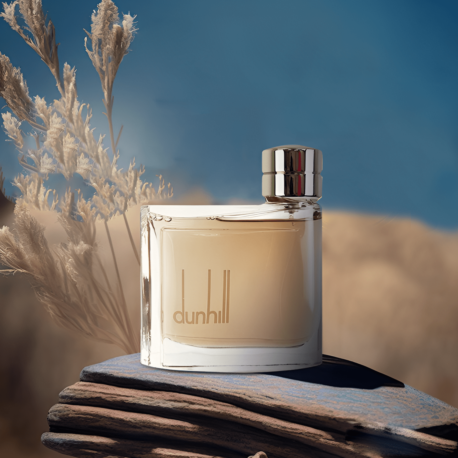 عطر ادوتویلت مردانه آلفرد دانهیل مدل دانهیل قهوه ای با رایحه گرم و تلخ