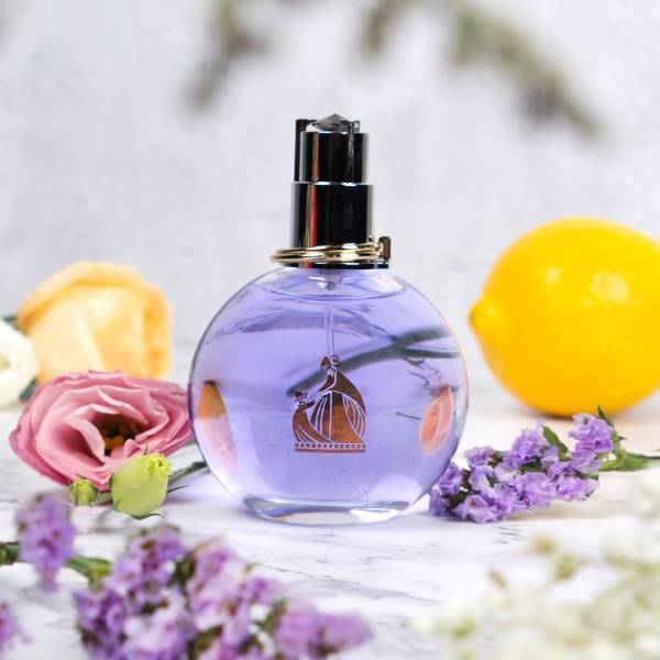 عطر ادوپرفیوم زنانه لانوین مدل اکلت با رایحه خنک و شیرین